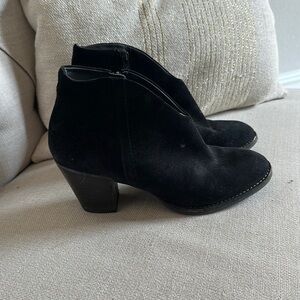 Paul Green suede booties size8